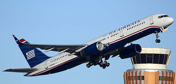 US Airways Boeing 757-2G7 N908AW, Phoenix Sky Harbor, December 24, 2014